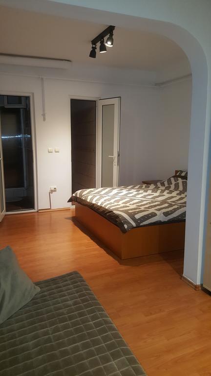 Patria Studio Bukarest Kültér fotó
